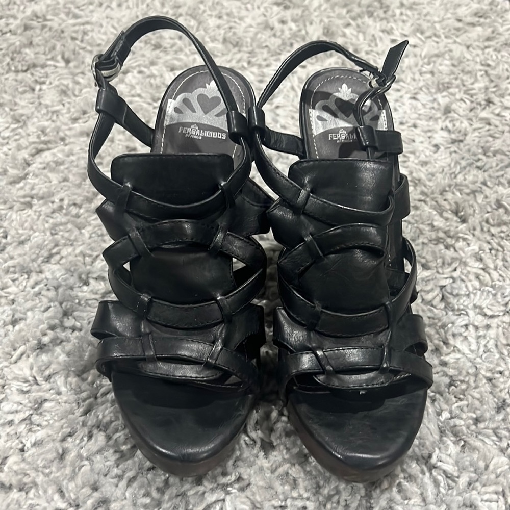 Fergalicious 8 1/2M black man made leather sandal, 4 inch cone heel